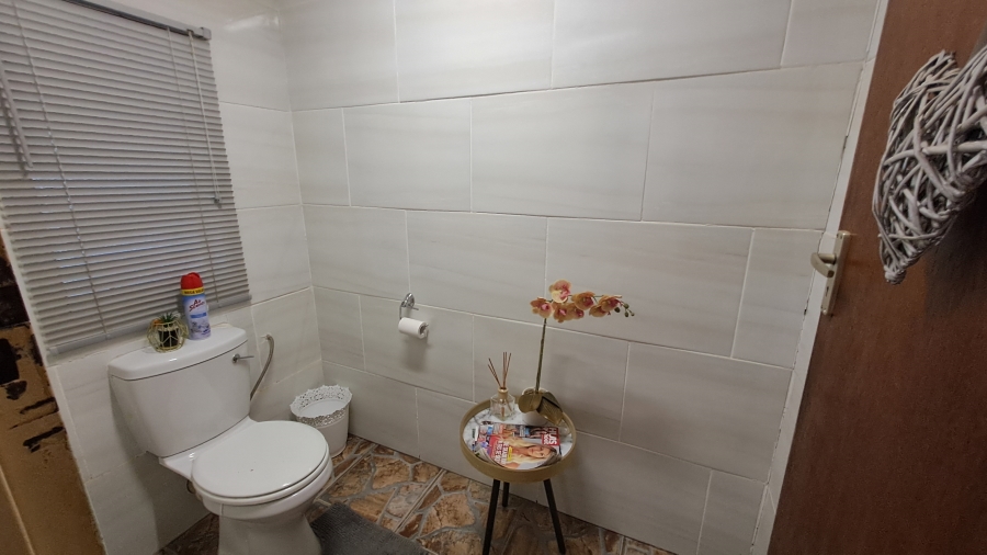 4 Bedroom Property for Sale in Villiers Free State